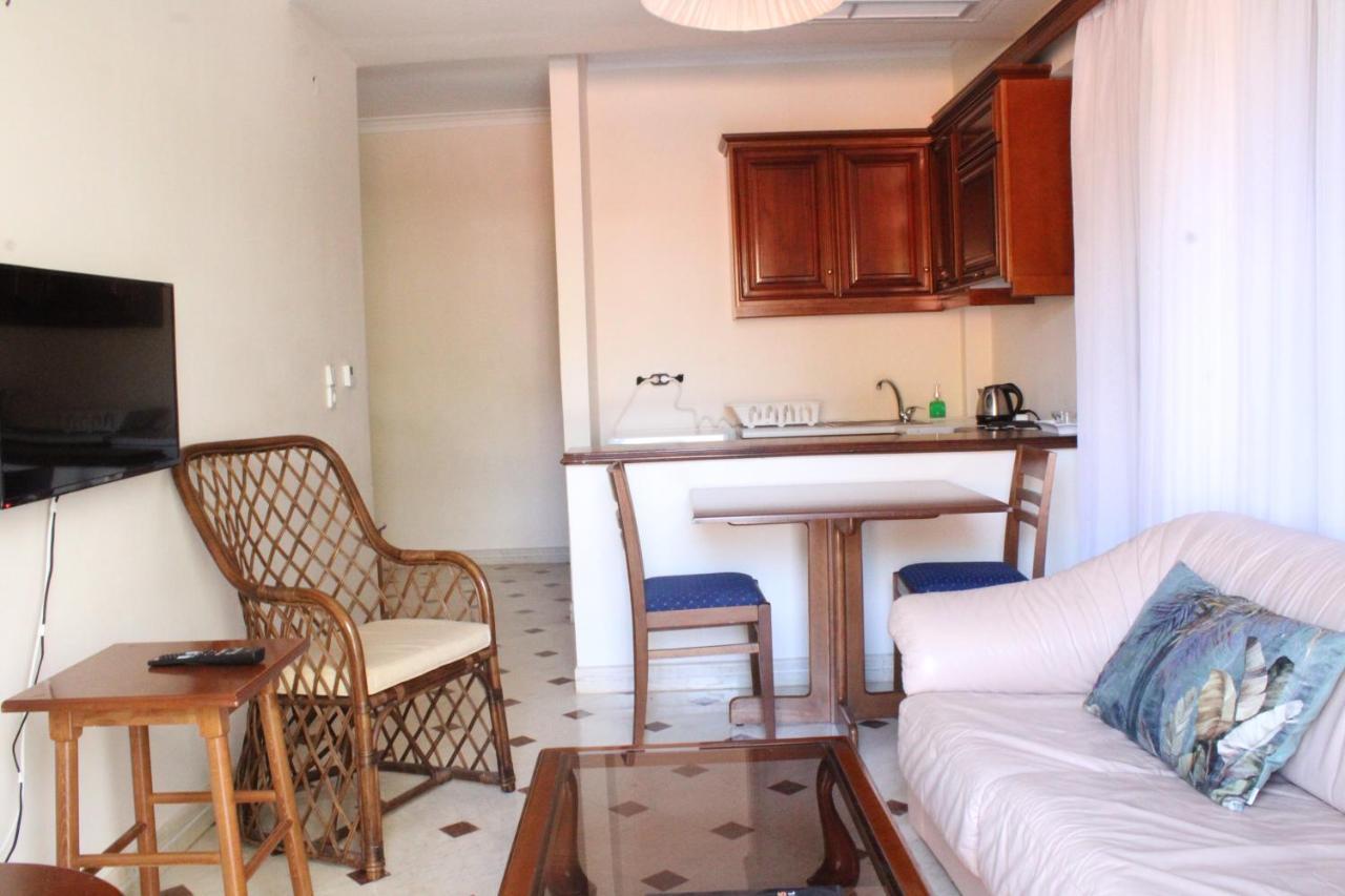 Candia House ภายนอก รูปภาพ