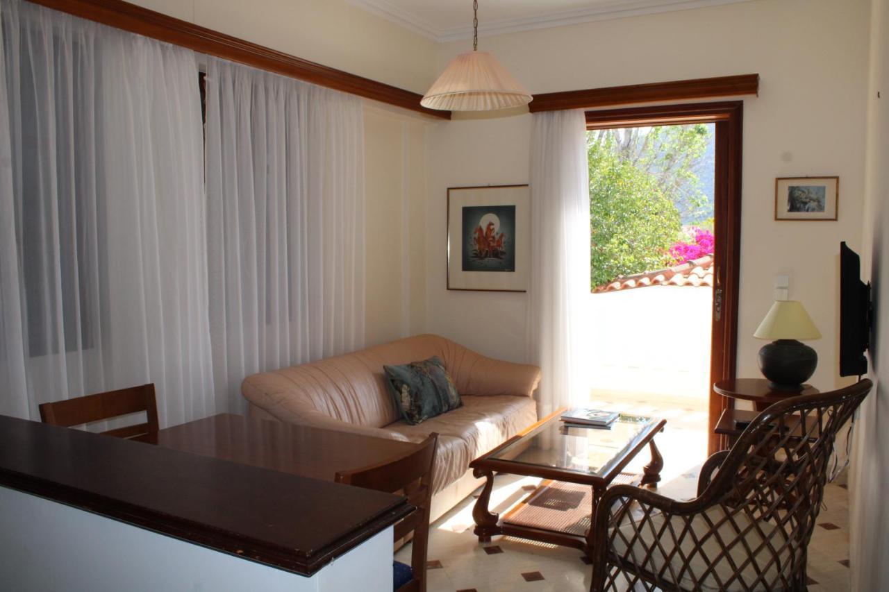 Candia House ภายนอก รูปภาพ